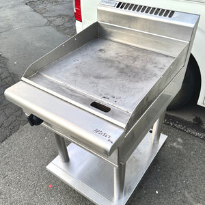 Waldorf by Moffat Freestanding Natural Gas Griddle GP8600G-LS With Warranty (Refurbished)