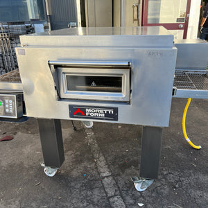 MORETTI T75G GAS Conveyor PIZZAS OVEN WITH WARRANTY