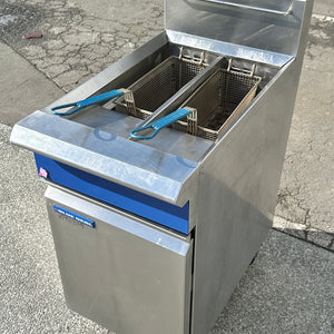 Blue Seal by Moffat Freestanding Twin Pan Propane Gas Deep Fryer With Warranty