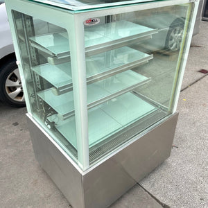 Cosell Cake and Bakery Display Cabinet With Warranty APS1362