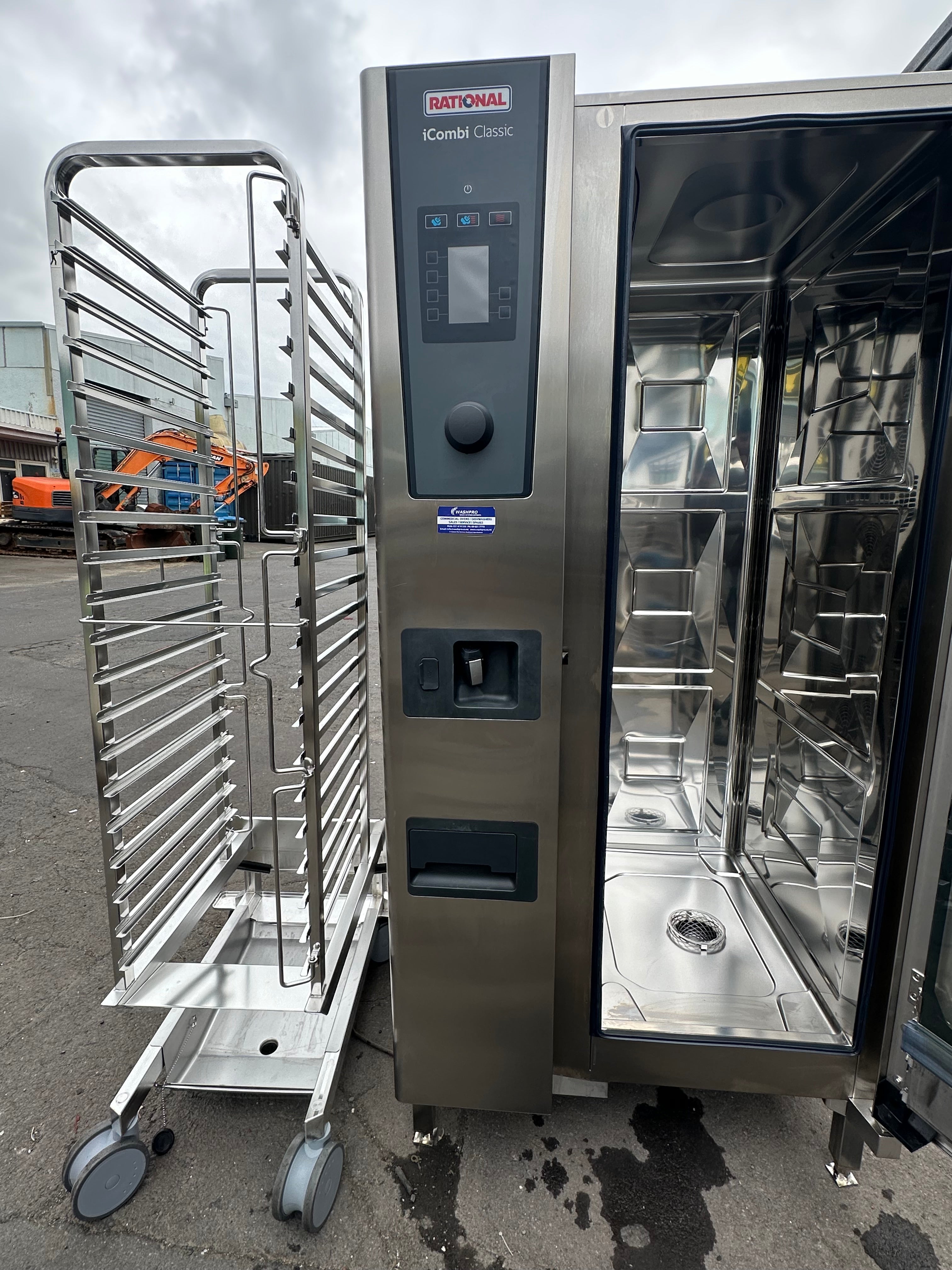 RATIONAL ICC 20 120V 1 PH (LM200F) 20 tray Natural Gas Combi Oven With